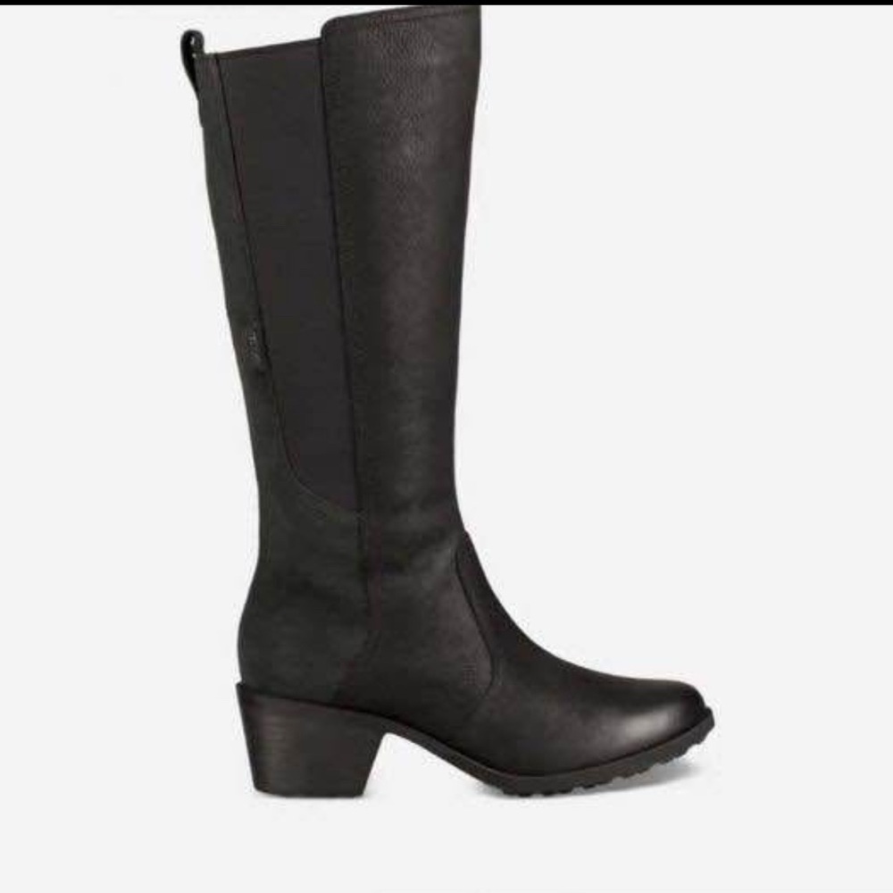 Teva Women’s Anaya Tall Waterproof Boot size 8